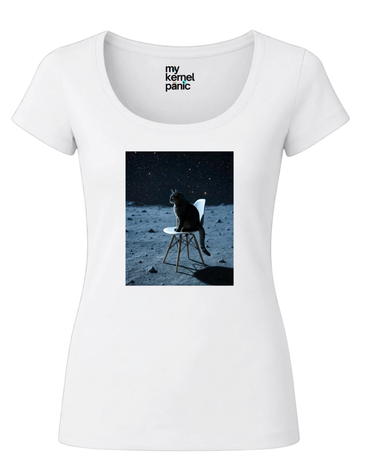 Essential Makak On The Moon White List